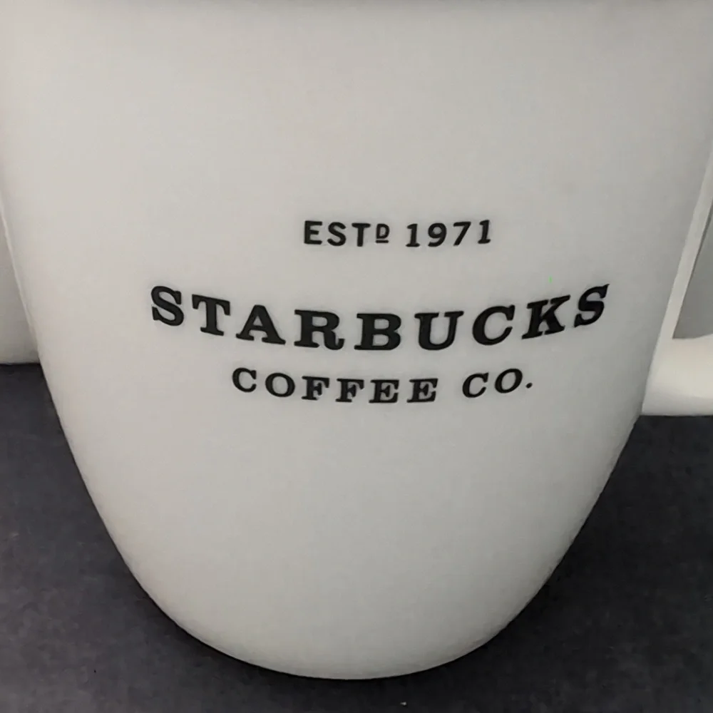 Starbucks 2009 New Bone China Set Of 3 Large White Coffee Mugs. - Picture 2 of 9